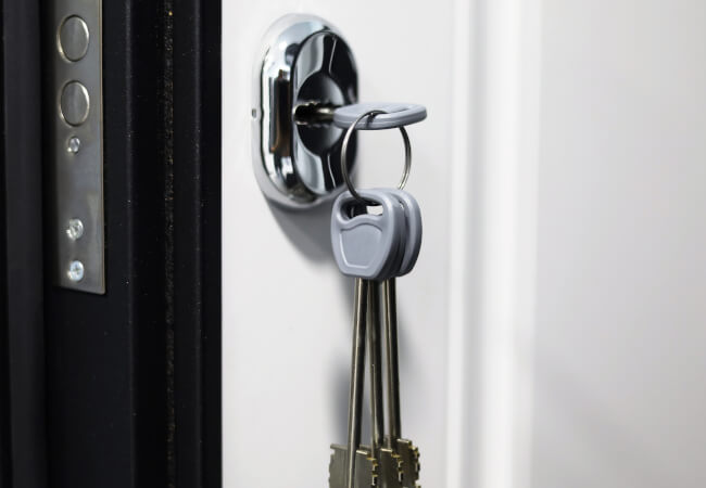 Stuck Again? Here's How to Deal with a Jammed Lock – FS Blog