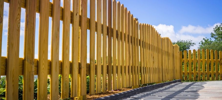 picket fencing